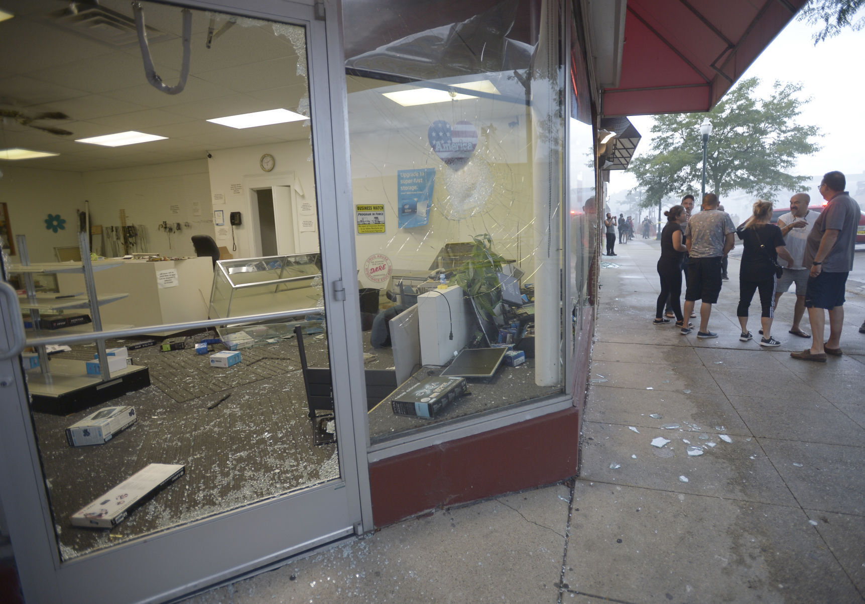 UPTOWN AFTER RIOT